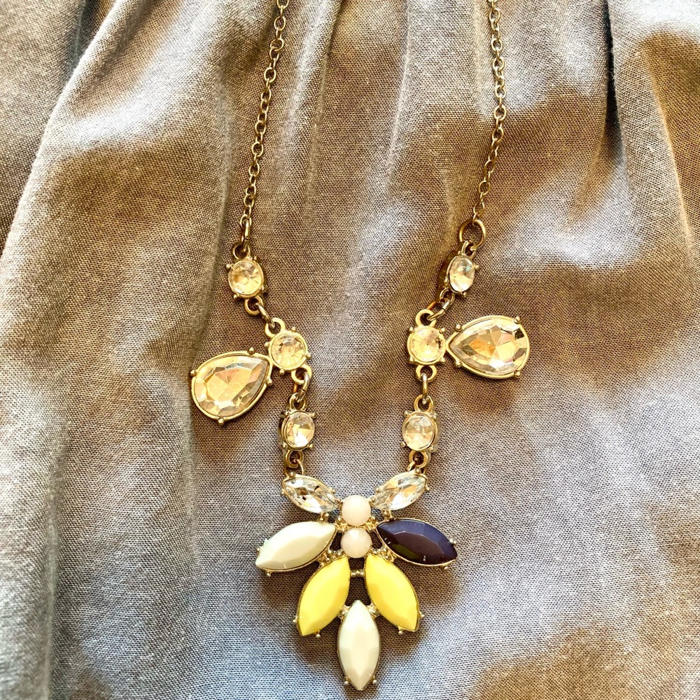 Necklace - Picture 8 of 9